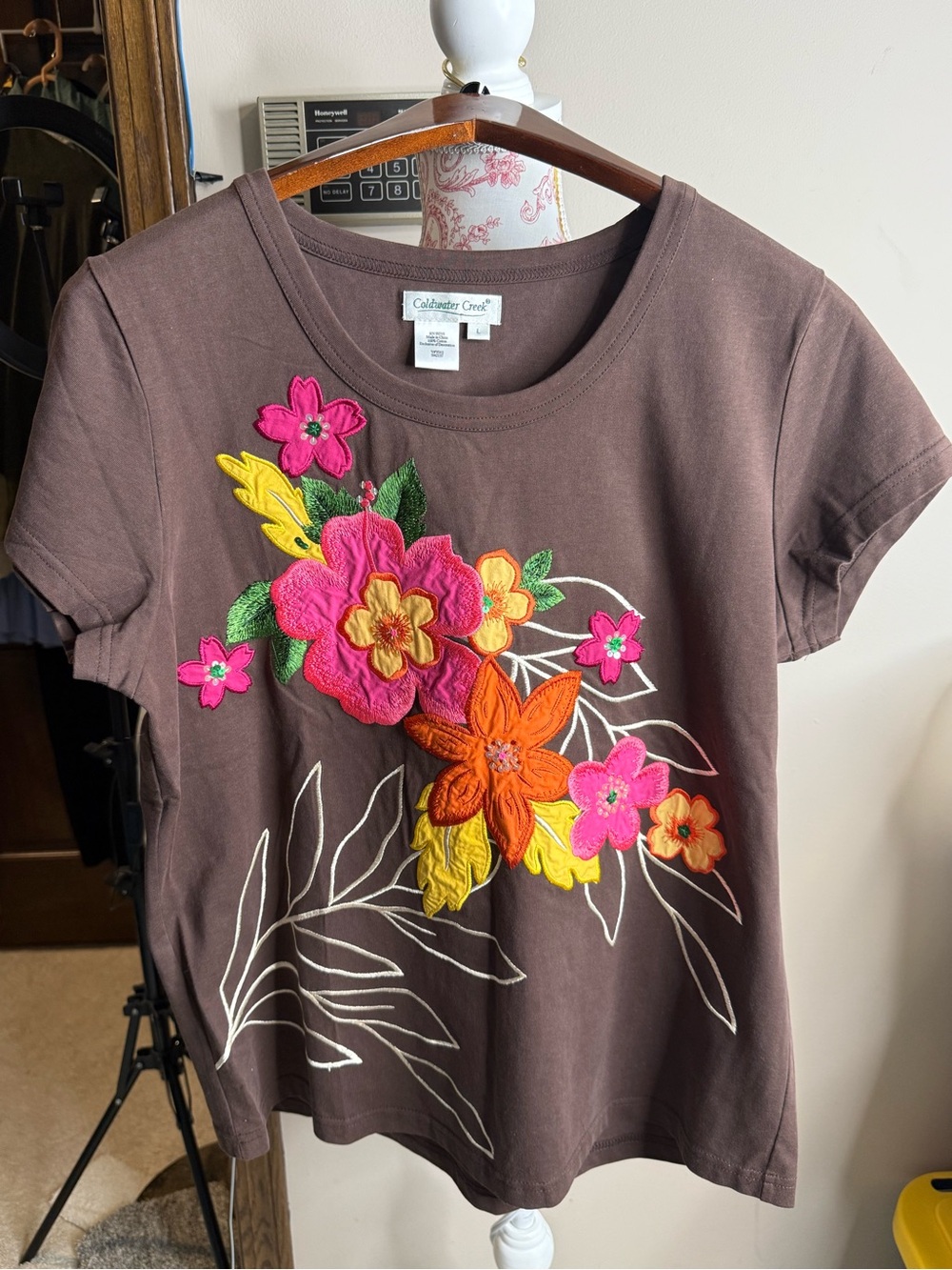 Coldwater Creek Brown Tee with Pink, Orange & Yellow Floral Embroidery Sz L